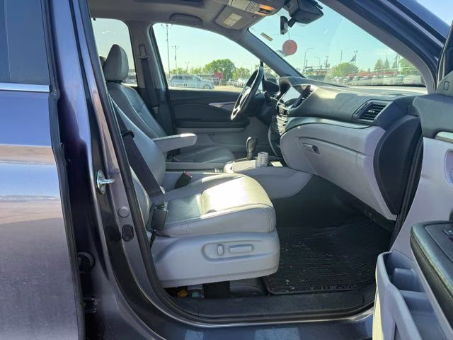 2020 Modern Steel Metallic Honda Pilot EX-L AWD SUV