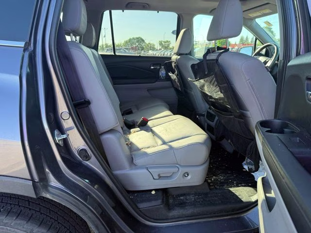 2020 Modern Steel Metallic Honda Pilot EX-L AWD SUV