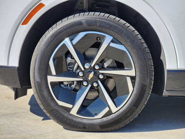 2025 Summit White Chevrolet Equinox EV LT FWD SUV