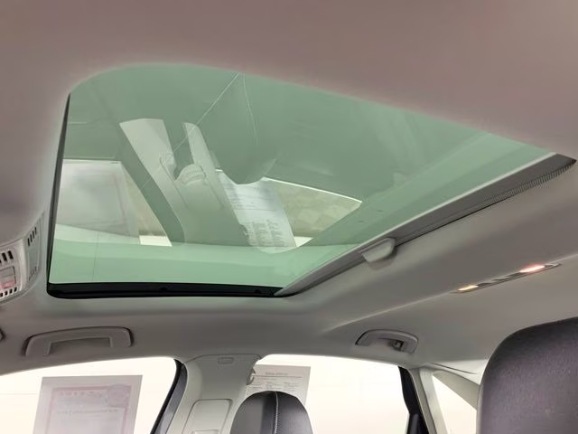 2024 Platinum Gray Metallic Volkswagen Jetta 1.5T SE FWD Sedan