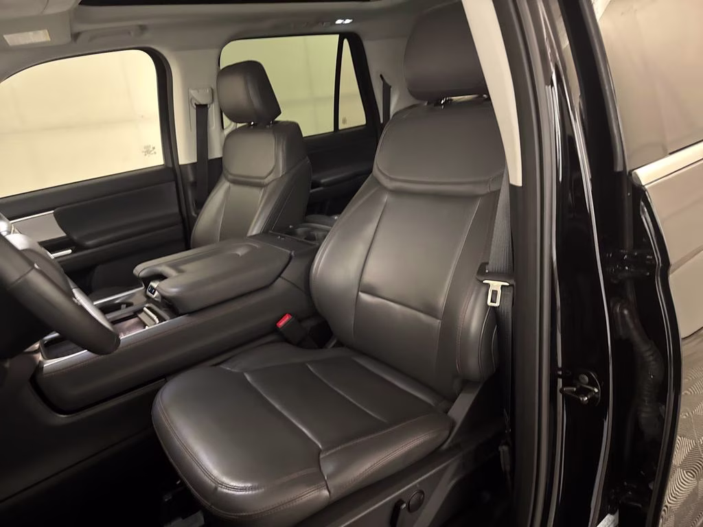 2025 Black Metallic Ford Expedition Max Active RWD SUV