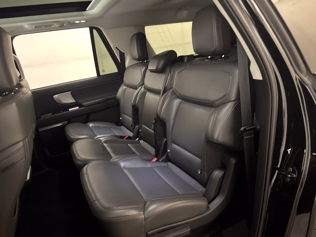 2025 Black Metallic Ford Expedition Max Active RWD SUV
