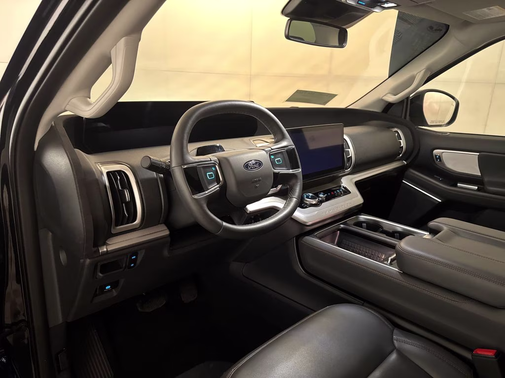 2025 Black Metallic Ford Expedition Max Active RWD SUV