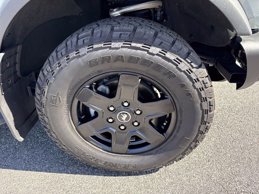 2024 Cactus Ford Bronco Black Diamond 4X4 SUV