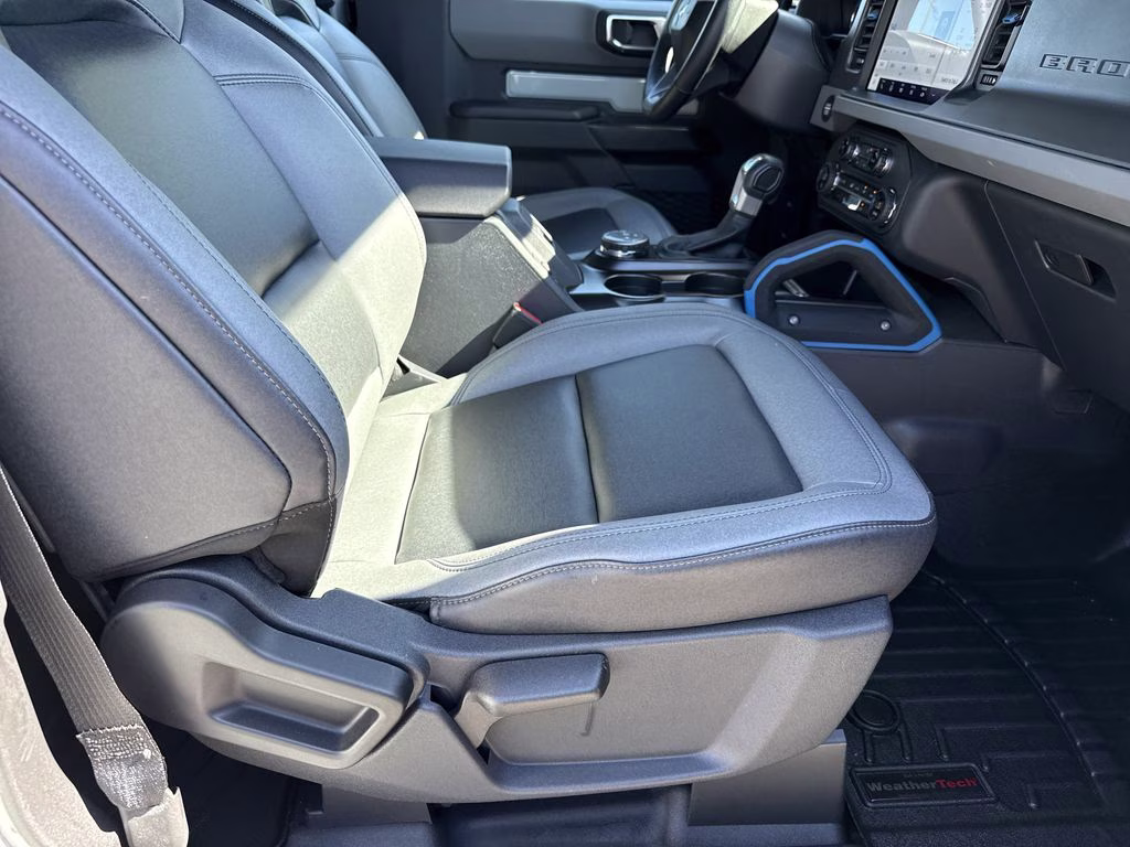 2024 Cactus Ford Bronco Black Diamond 4X4 SUV