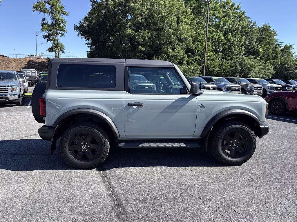 2024 Cactus Ford Bronco Black Diamond 4X4 SUV