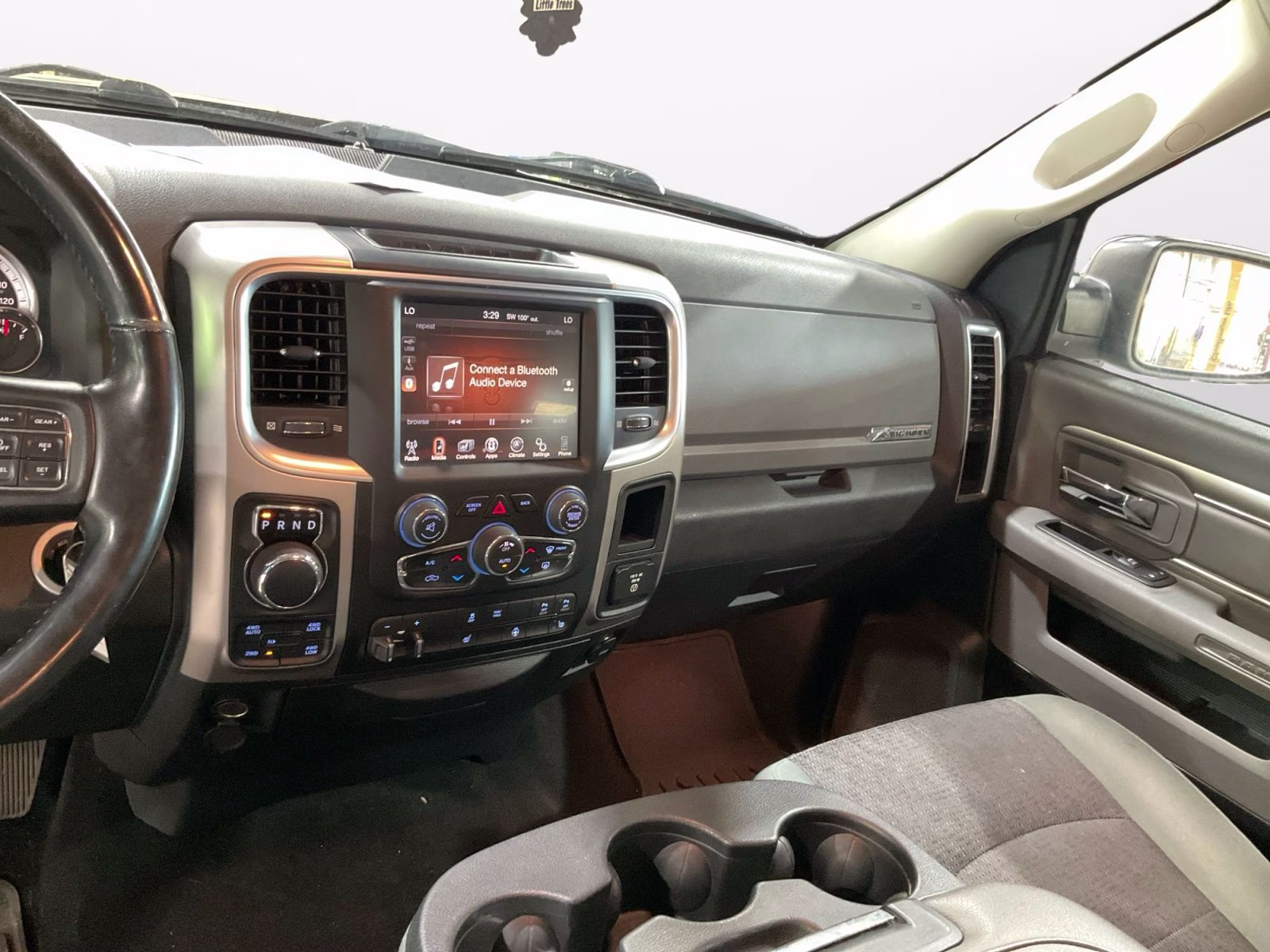 2017 Brilliant Black Crystal Pearlcoat Ram 1500 Big Horn 4X4 Truck