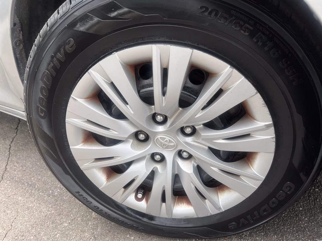 2012 Classic Silver Metallic Toyota Camry LE FWD Sedan
