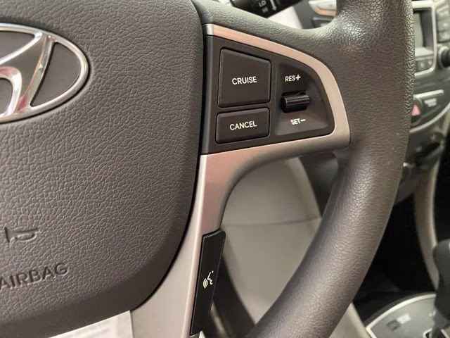 2016 Boston Red Metallic Hyundai Accent SE FWD Sedan