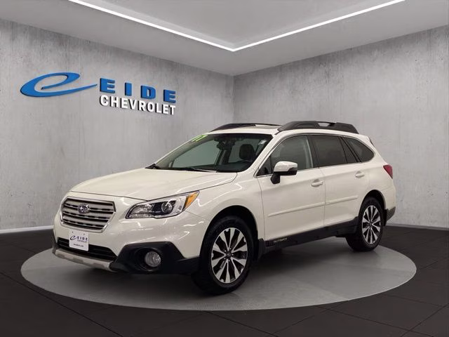 2017 Crystal White Pearl Subaru Outback 2.5i AWD SUV