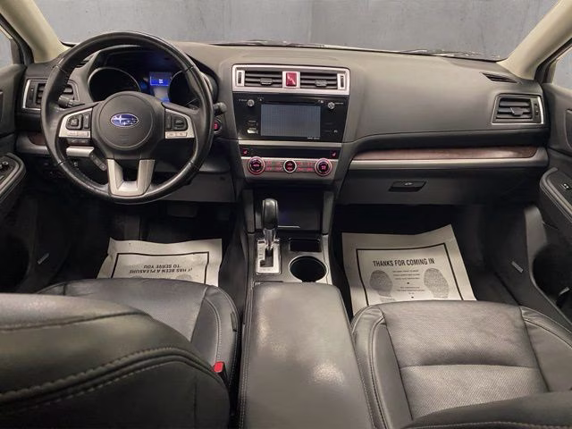 2017 Crystal White Pearl Subaru Outback 2.5i AWD SUV