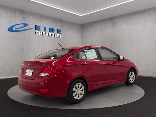 2016 Boston Red Metallic Hyundai Accent SE FWD Sedan