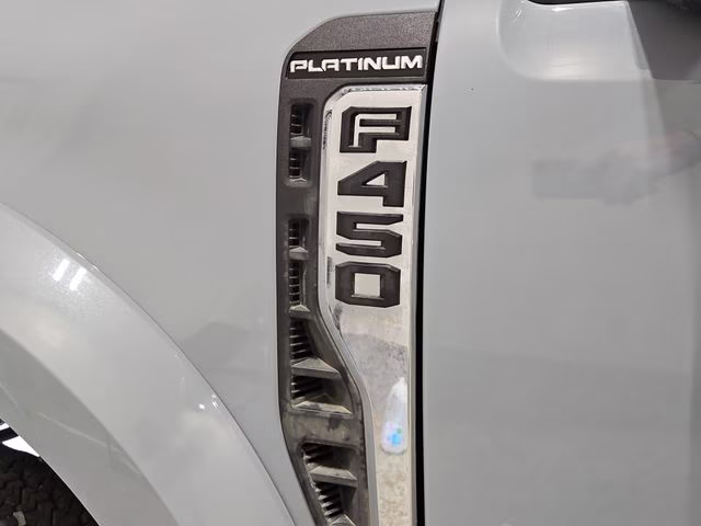 2024 Glacier Gray Metallic TriCoat Ford Super Duty F-450 DRW Platinum 4X4 Truck
