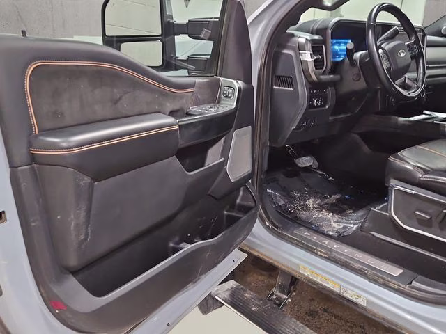 2024 Glacier Gray Metallic TriCoat Ford Super Duty F-450 DRW Platinum 4X4 Truck