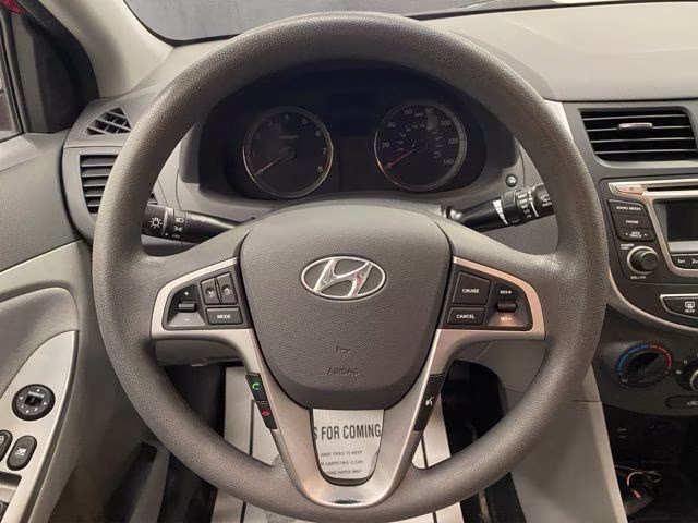 2016 Boston Red Metallic Hyundai Accent SE FWD Sedan