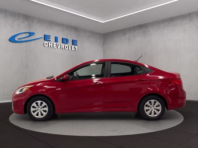 2016 Boston Red Metallic Hyundai Accent SE FWD Sedan