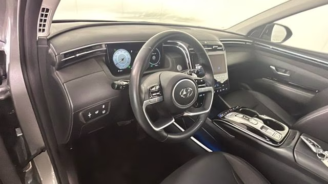 2023 Shimmering Silver Hyundai Tucson Hybrid Limited AWD SUV