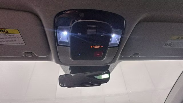2023 Shimmering Silver Hyundai Tucson Hybrid Limited AWD SUV