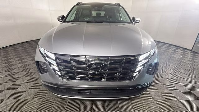 2023 Shimmering Silver Hyundai Tucson Hybrid Limited AWD SUV