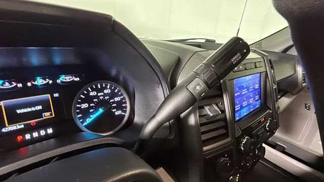 2022 Black Metallic Ford Super Duty F-450 DRW XL 4X4 Truck