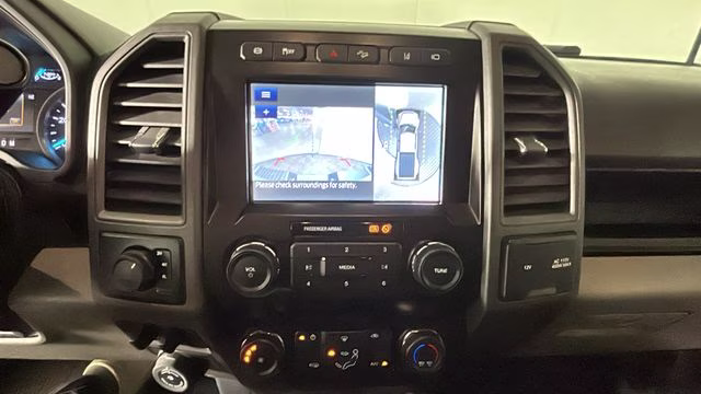 2022 Black Metallic Ford Super Duty F-450 DRW XL 4X4 Truck