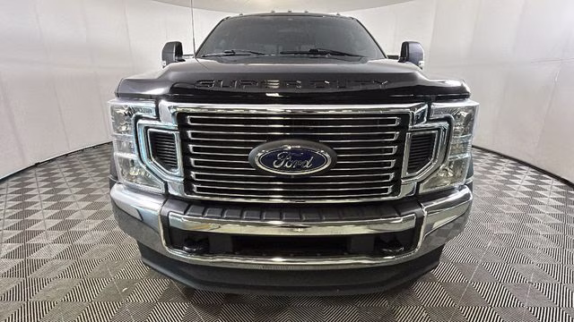 2022 Black Metallic Ford Super Duty F-450 DRW XL 4X4 Truck