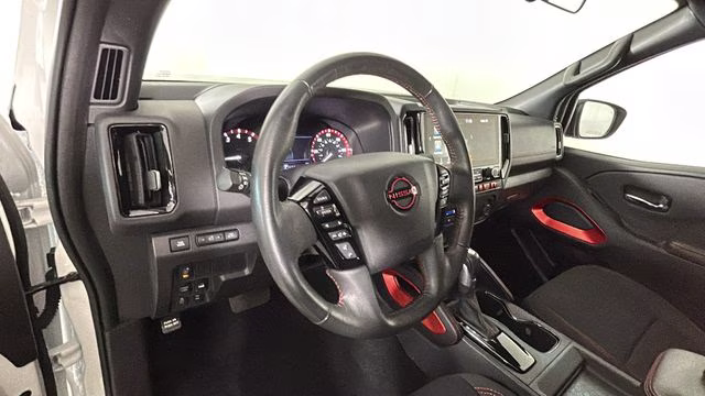 2025 Glacier White Nissan Frontier PRO-4X 4X4 Truck