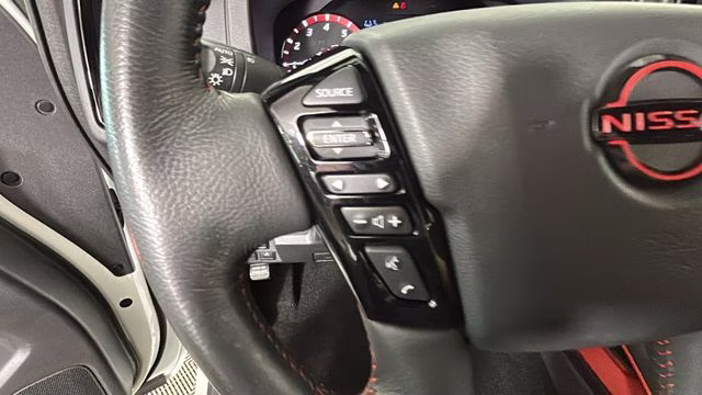 2025 Glacier White Nissan Frontier PRO-4X 4X4 Truck