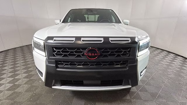 2025 Glacier White Nissan Frontier PRO-4X 4X4 Truck