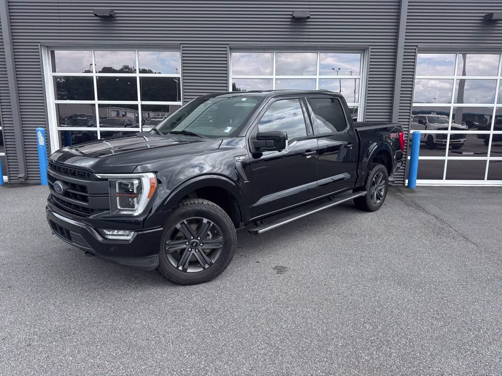 2023 Agate Black Metallic Ford F-150 Lariat 4X4 Truck