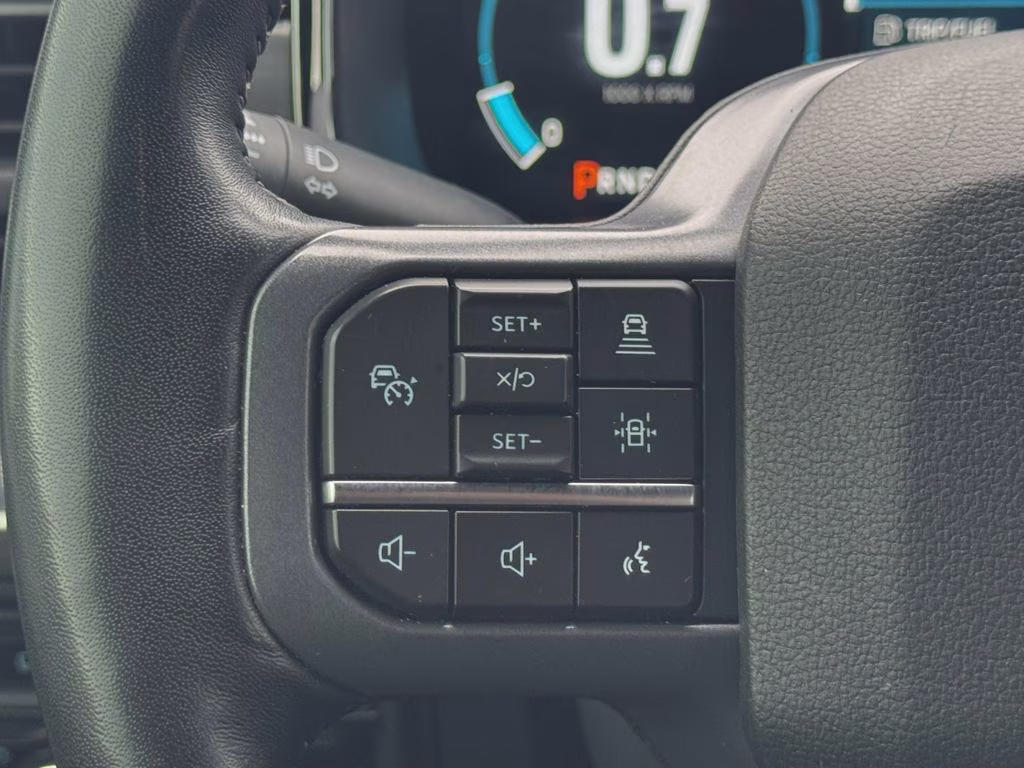 2023 Agate Black Metallic Ford F-150 Lariat 4X4 Truck
