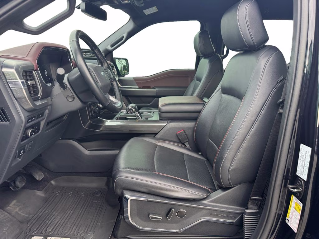 2023 Agate Black Metallic Ford F-150 Lariat 4X4 Truck