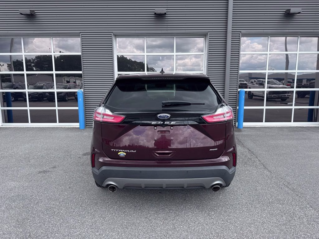 2024 Burgundy Velvet Metallic Tinted Clearcoat Ford Edge Titanium AWD SUV