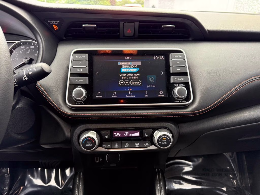 2020 Brilliant Silver Metallic Nissan Kicks SR FWD SUV