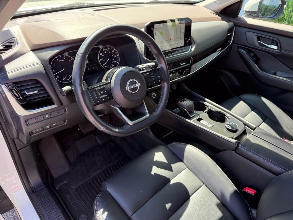 2023 Pearl White Tricoat Nissan Rogue SL AWD SUV