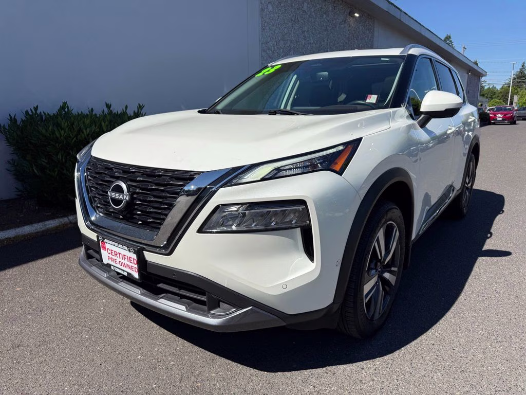 2023 Pearl White Tricoat Nissan Rogue SL AWD SUV