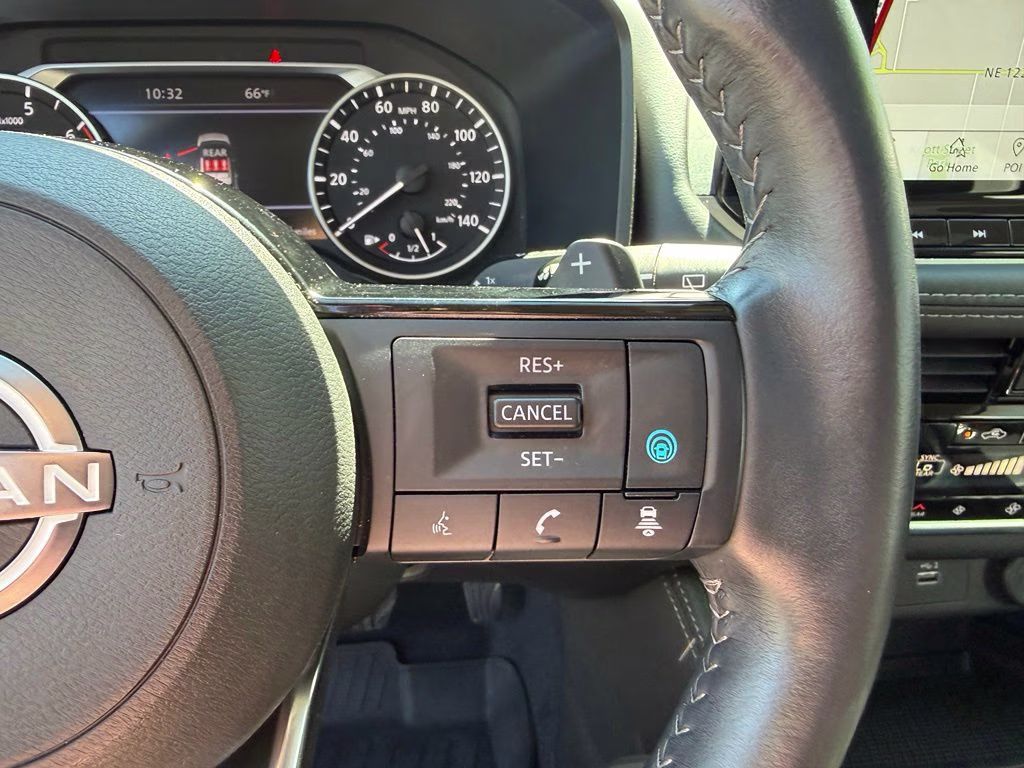 2023 Pearl White Tricoat Nissan Rogue SL AWD SUV