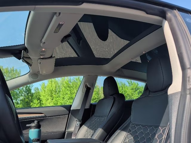 2023 White Tesla Model 3 Base RWD Sedan