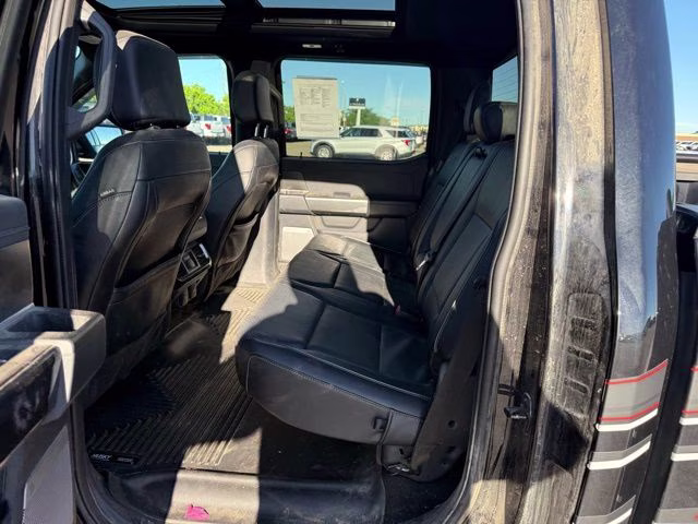 2022 Agate Black Metallic Ford F-150 Lariat 4X4 Truck