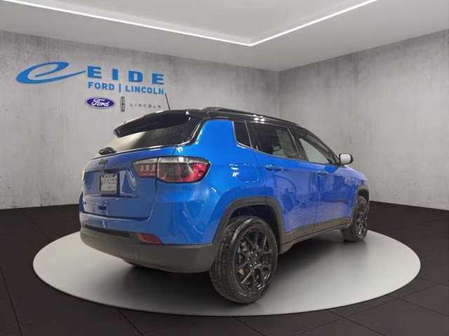 2023 Laser Blue Pearlcoat Jeep Compass Latitude 4X4 SUV