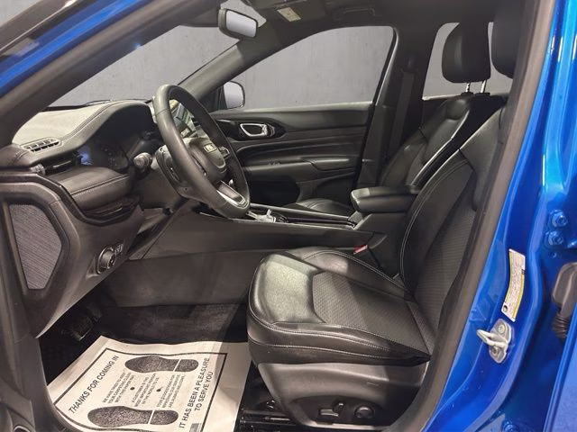 2023 Laser Blue Pearlcoat Jeep Compass Latitude 4X4 SUV