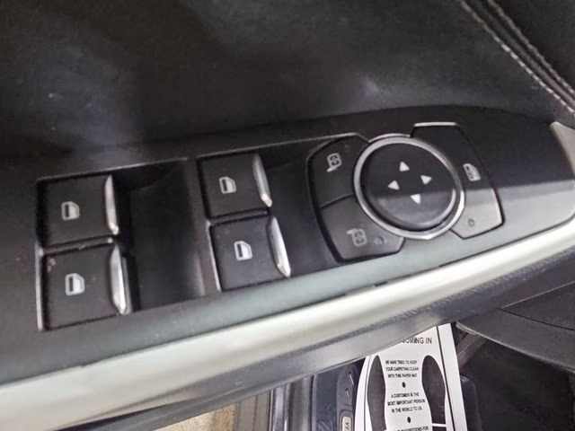 2020 Magnetic Metallic Ford Explorer XLT 4X4 SUV