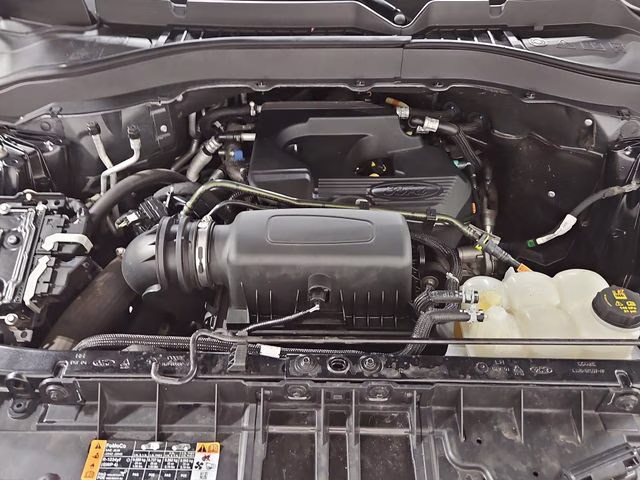 2020 Magnetic Metallic Ford Explorer XLT 4X4 SUV