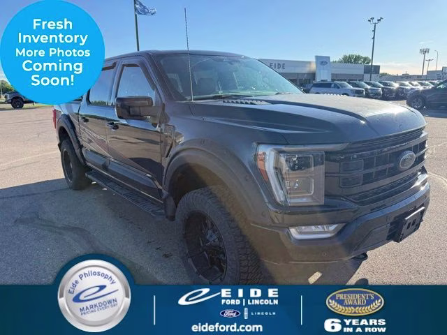 2022 Agate Black Metallic Ford F-150 Lariat 4X4 Truck