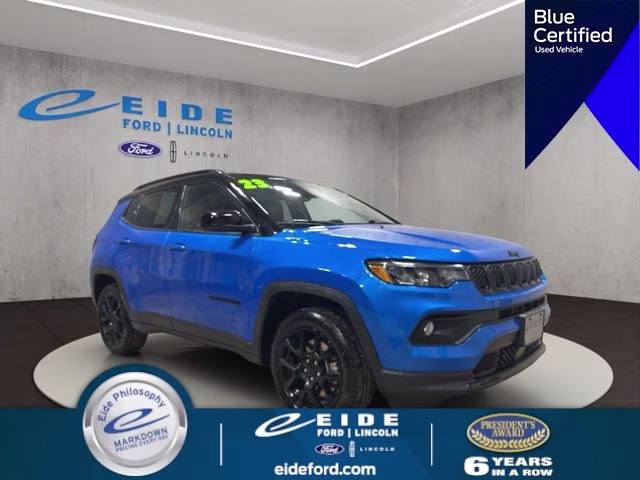 2023 Laser Blue Pearlcoat Jeep Compass Latitude 4X4 SUV