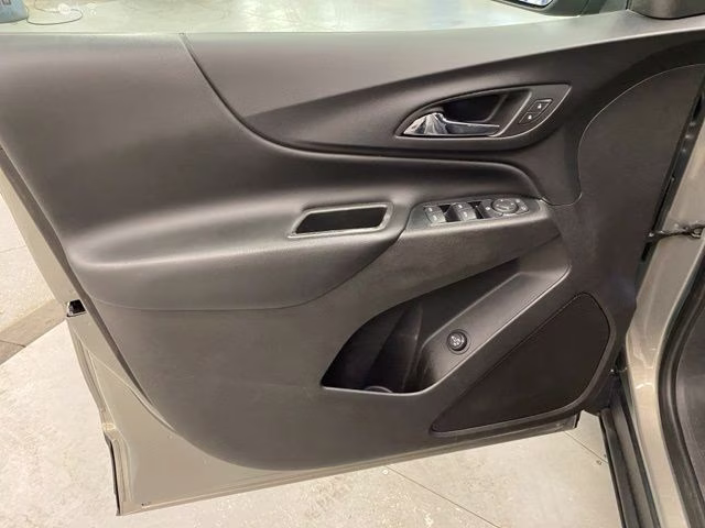 2018 Pepperdust Metallic Chevrolet Equinox LT AWD SUV