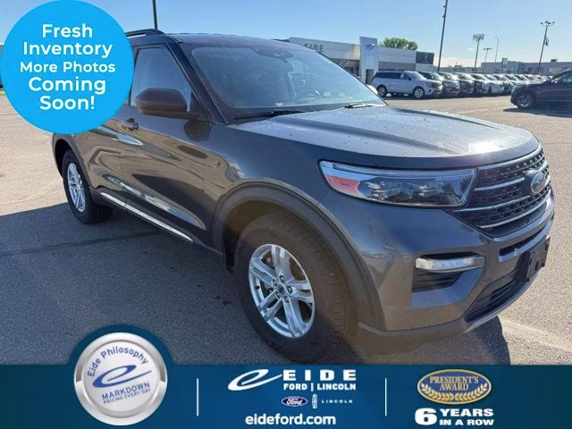 2020 Magnetic Metallic Ford Explorer XLT 4X4 SUV