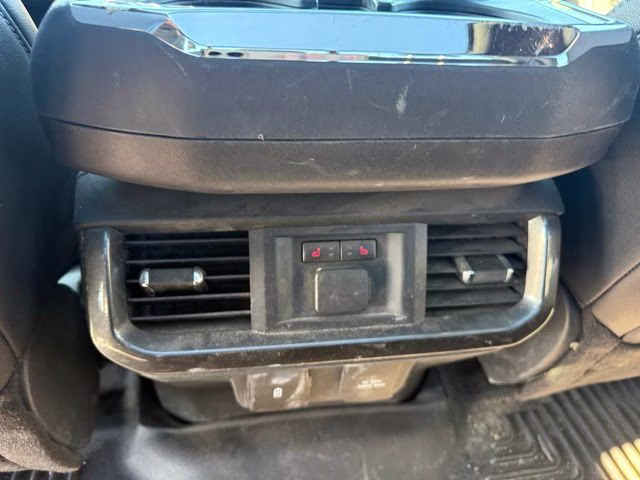 2022 Agate Black Metallic Ford F-150 Lariat 4X4 Truck