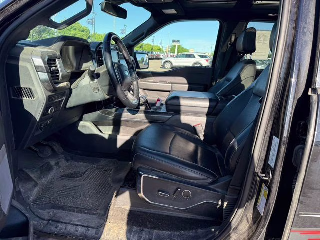 2022 Agate Black Metallic Ford F-150 Lariat 4X4 Truck