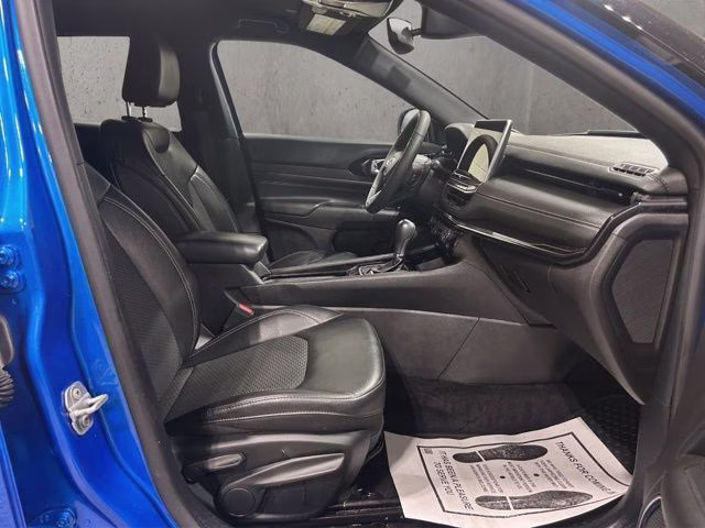 2023 Laser Blue Pearlcoat Jeep Compass Latitude 4X4 SUV